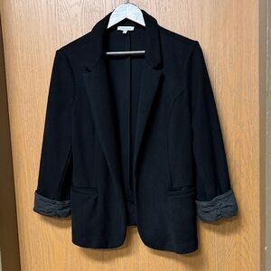 Skies Are Blue Black Blazer